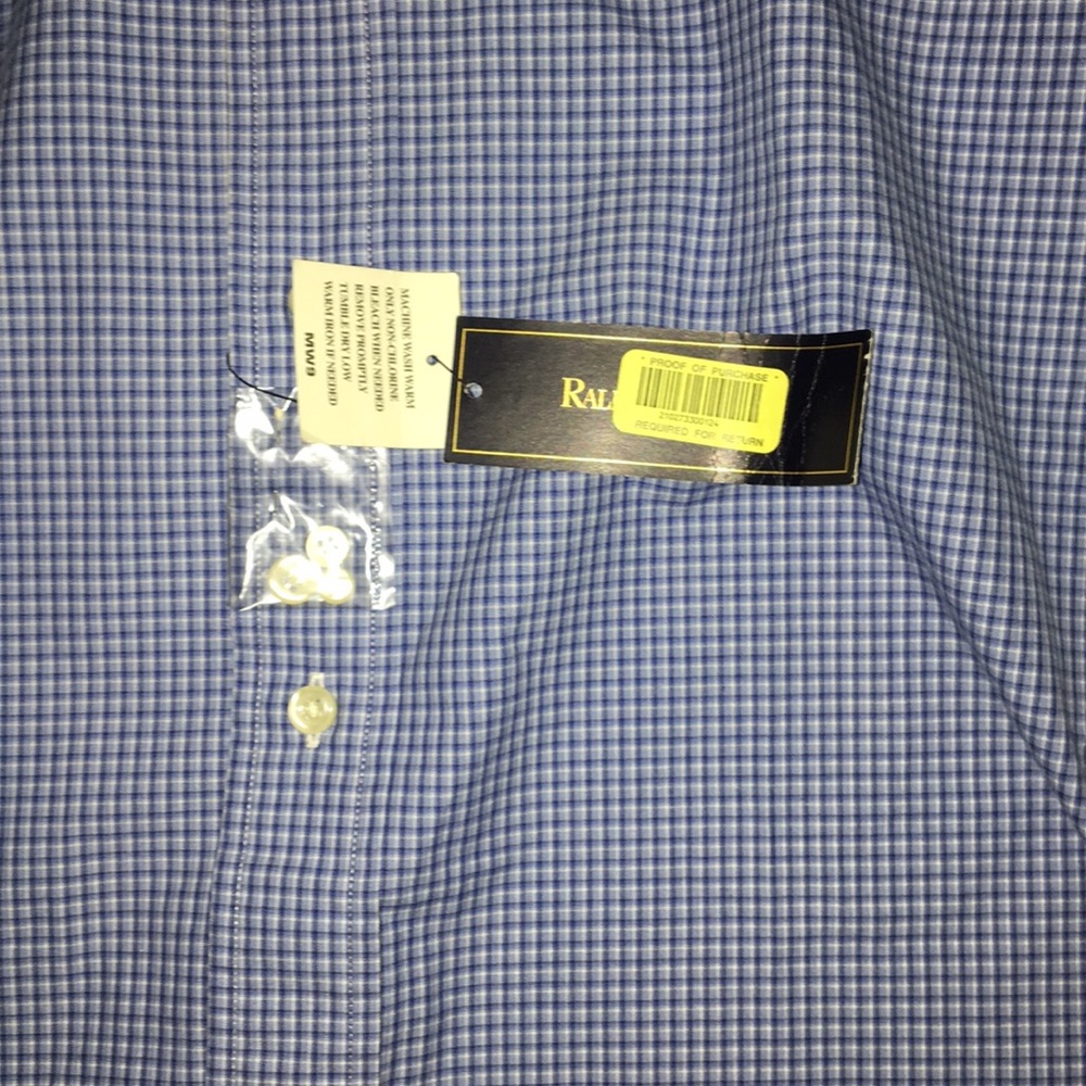 Ralph Lauren Classic Fit Button Down - Picture 4 of 7